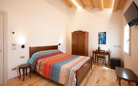 B&B Basta Bussare